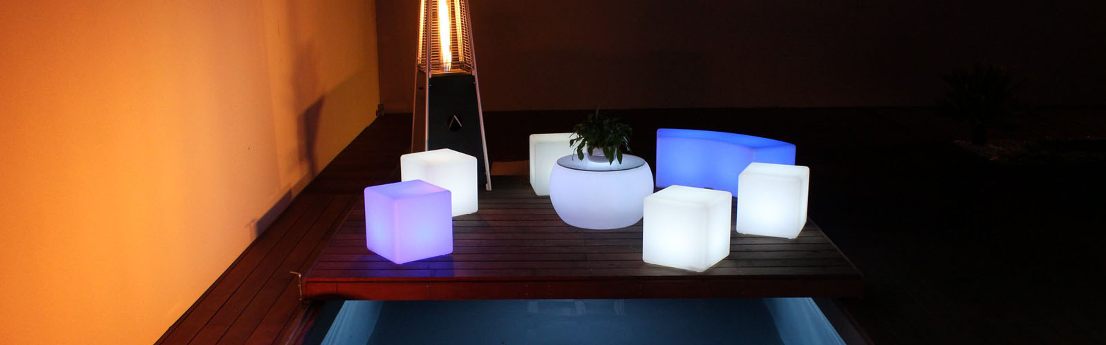 CUBE LUMINEUX SLIDE 16