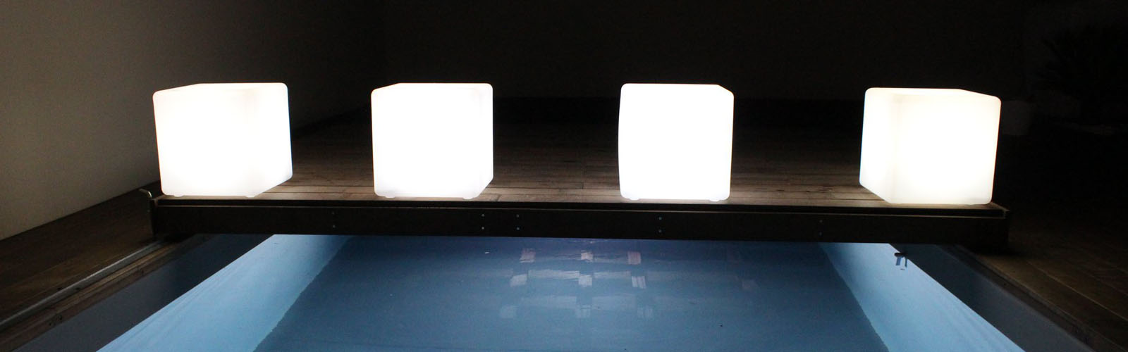 CUBE LUMINEUX SLIDE 17
