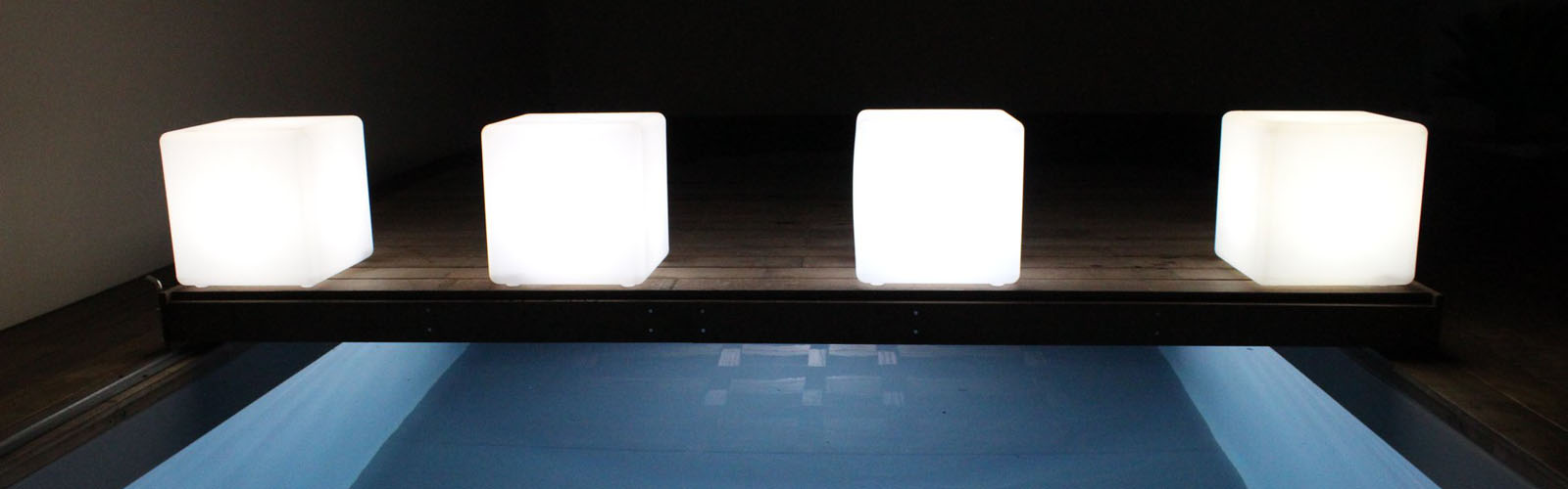 CUBE LUMINEUX SLIDE 9