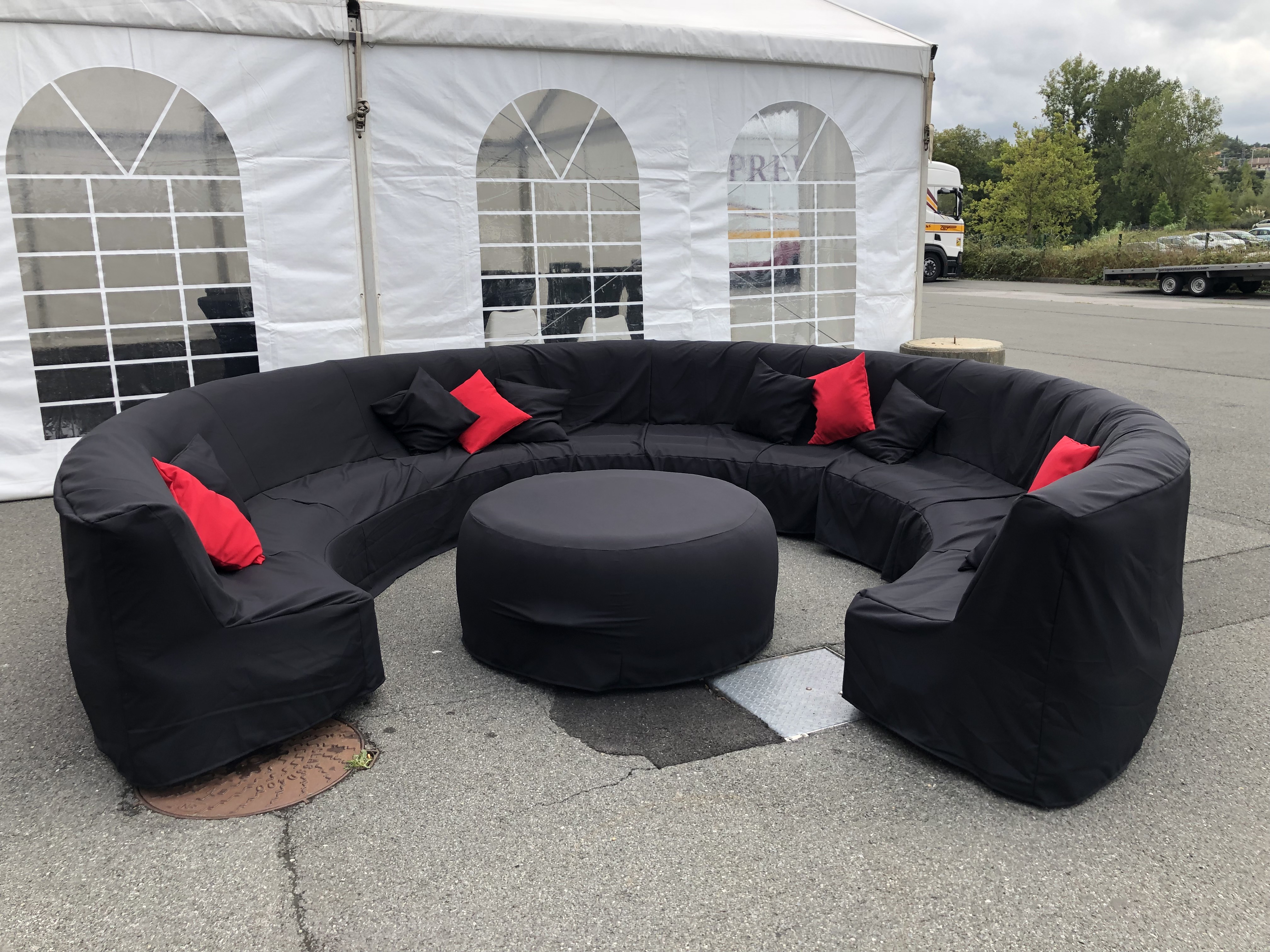 Big Sofa gonflable noir et Rouge